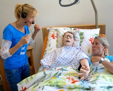 Hightech-Puppe Nursing Anne Unterricht an der Hightech-Puppe Nursing Anne